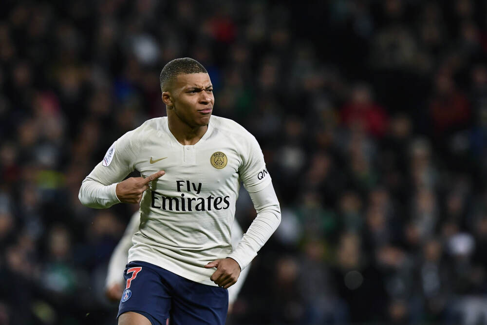 AI时代, 腾讯落伍了吗?